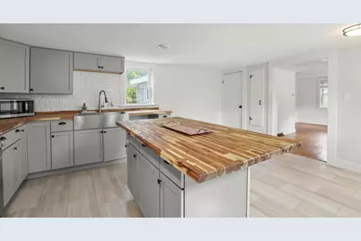 200 Great Neck Rd, Wareham, MA 02571 - Photo 8