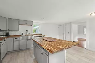 200 Great Neck Rd, Wareham, MA 02571 - Photo 8