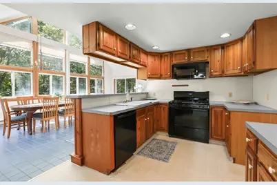 821 W Falmouth Hwy, Falmouth, MA 02540 - Photo 12