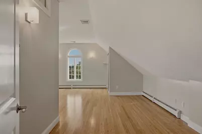 33 Flores, Fall River, MA 02721 - Photo 16