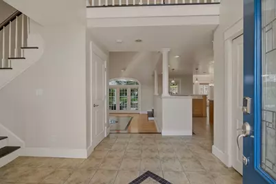 33 Flores, Fall River, MA 02721 - Photo 4