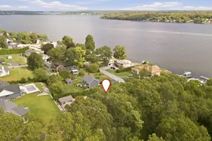 33 Flores, Fall River, MA 02721 - Photo 2
