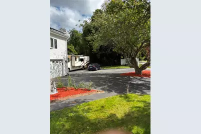 91 Hayward  Ave, Brockton, MA 02301 - Photo 2