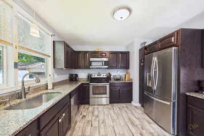 57 Mary St, New Bedford, MA 02745 - Photo 14