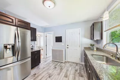 57 Mary St, New Bedford, MA 02745 - Photo 16