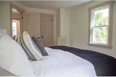 47 Hartford Ter, Springfield, MA 01118 - Photo 16