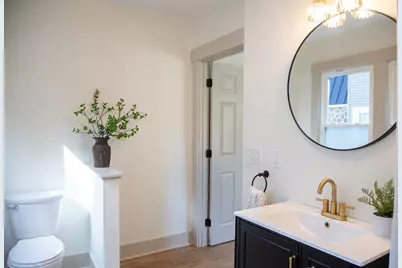 47 Hartford Ter, Springfield, MA 01118 - Photo 12