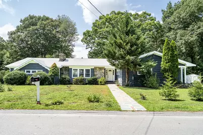 3 Cathy Rd, Burlington, MA 01803 - Photo 2