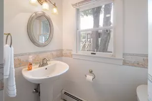 39 Montrose Ave, Wakefield, MA 01880 - Photo 22