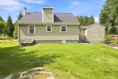 924 Washington St, Franklin, MA 02038 - Photo 34