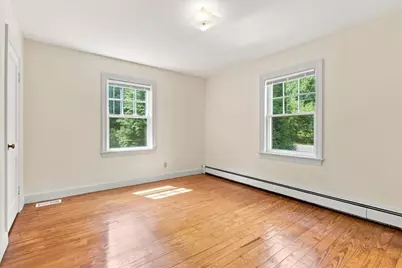924 Washington St, Franklin, MA 02038 - Photo 18
