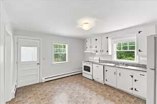 924 Washington St, Franklin, MA 02038 - Photo 6