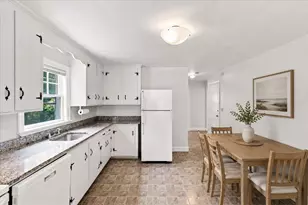 924 Washington St, Franklin, MA 02038 - Photo 4