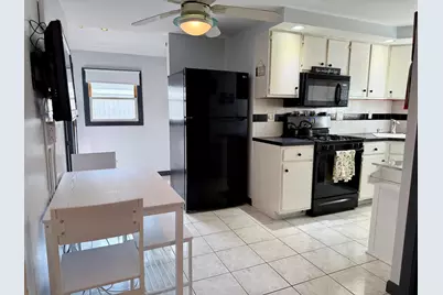 25 Union St, Woburn, MA 01801 - Photo 4
