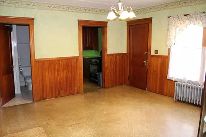 17 Clarence St, Attleboro, MA 02703 - Photo 2