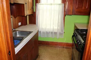 17 Clarence St, Attleboro, MA 02703 - Photo 8