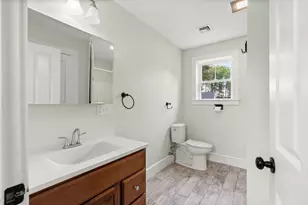 82 Congress St, Amesbury, MA 01913 - Photo 34