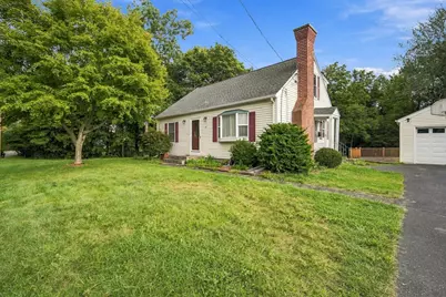 31 Brook St, East Longmeadow, MA 01028 - Photo 2