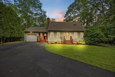 4 Winslow Way, Freetown, MA 02717 - Photo 1