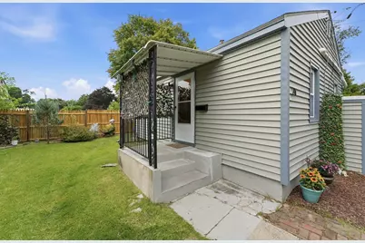 24 Wildermere Street, Chicopee, MA 01020 - Photo 14