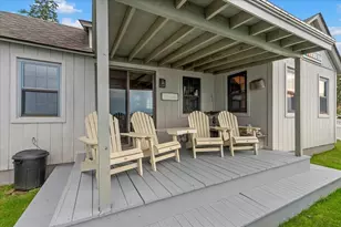26 Warren Ave, Plymouth, MA 02360 - Photo 32