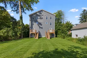 17 Crosby St, Webster, MA 01570 - Photo 36