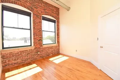 275 Essex St #203, Salem, MA 01970 - Photo 12