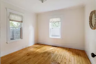 2-4 Peabody, Stoneham, MA 02180 - Photo 12