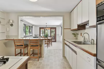7 Janice Cir, Framingham, MA 01701 - Photo 18