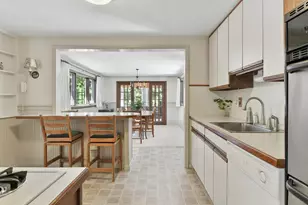 7 Janice Cir, Framingham, MA 01701 - Photo 18