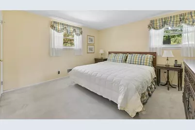 7 Janice Cir, Framingham, MA 01701 - Photo 24