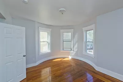 298-302 Belmont Ave, Springfield, MA 01108 - Photo 4