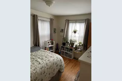 17 Bay St #1R, Cambridge, MA 02139 - Photo 2