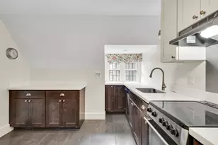 1789 Beacon, Brookline, MA 02445 - Photo 6