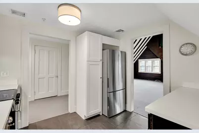 1789 Beacon #3, Brookline, MA 02445 - Photo 8