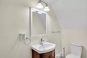1789 Beacon, Brookline, MA 02445 - Photo 16
