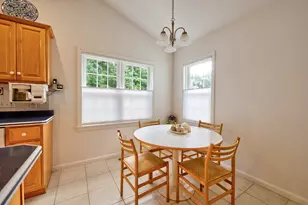 5 Pear Tree Ln, Franklin, MA 02038 - Photo 4