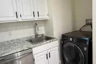 27 Hosmer St, Boston, MA 02126 - Photo 6