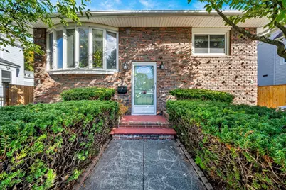 26 Beach St, Malden, MA 02148 - Photo 2