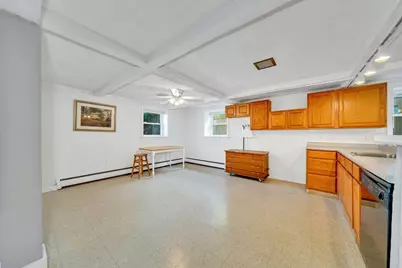26 Beach St, Malden, MA 02148 - Photo 30