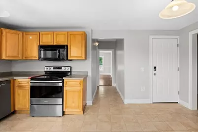 36 Cedar St, Worcester, MA 01609 - Photo 6