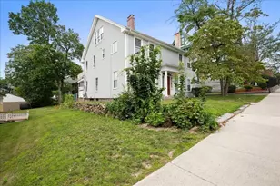 36 Cedar St, Worcester, MA 01609 - Photo 20