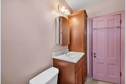 66 Nonotuck St, Holyoke, MA 01040 - Photo 40