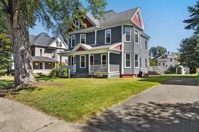 66 Nonotuck St, Holyoke, MA 01040 - Photo 2
