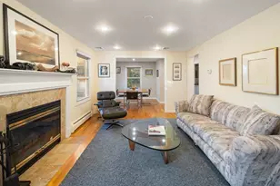 29 Pinecliff Rd, Boston, MA 02132 - Photo 8