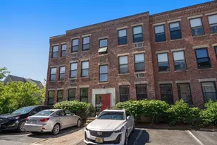 7 Cypress Rd, Boston, MA 02135 - Photo 20