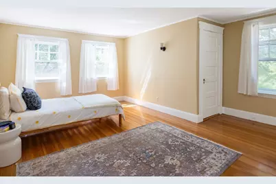 861 Commonwealth Ave, Newton, MA 02459 - Photo 14