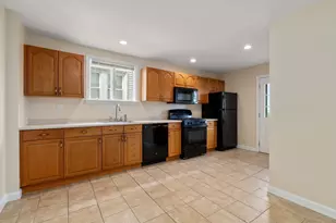 273 Medford St, Somerville, MA 02143 - Photo 22