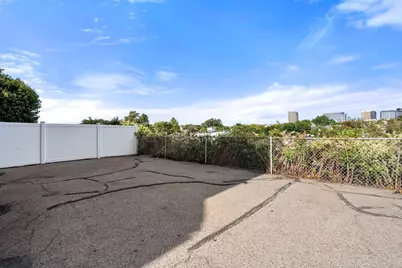 273 Medford St, Somerville, MA 02143 - Photo 36