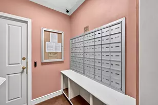 4 Charlesgate E, Boston, MA 02115 - Photo 26